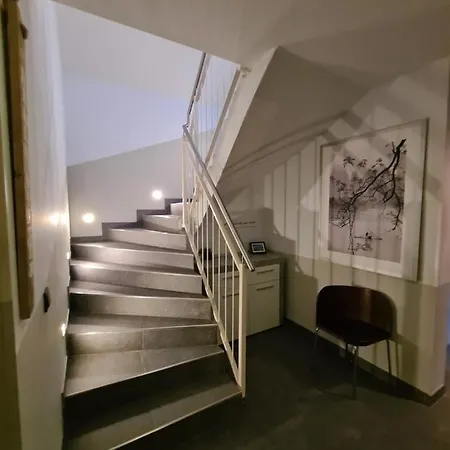 Apartment Post Incl Zak Summer Card By In One