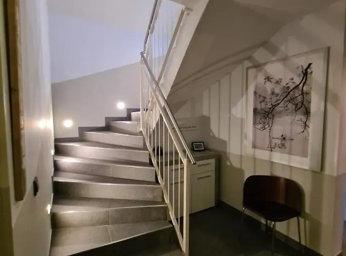 Apartment Post Incl Zak Summer Card By In One