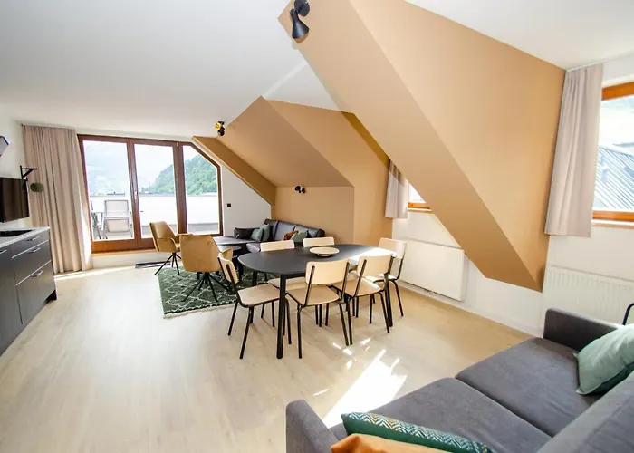 Apartment Post Incl Zak Summer Card By In One