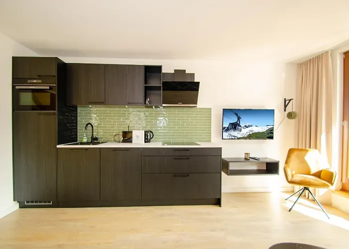 Apartment Post Incl Zak Summer Card By In One