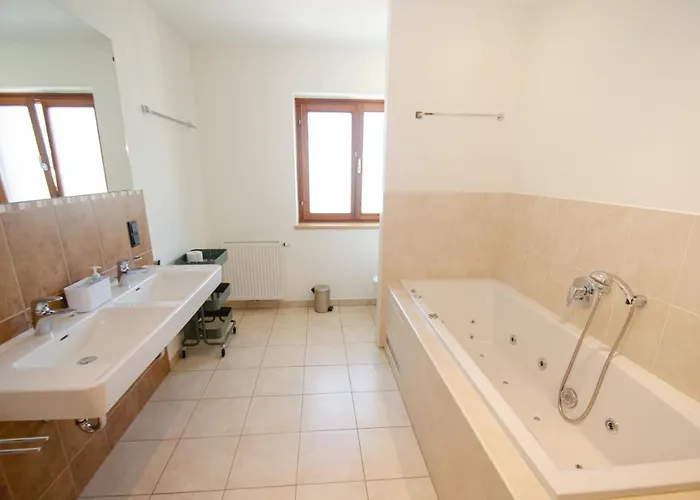 Apartment Post Incl Zak Summer Card By In One